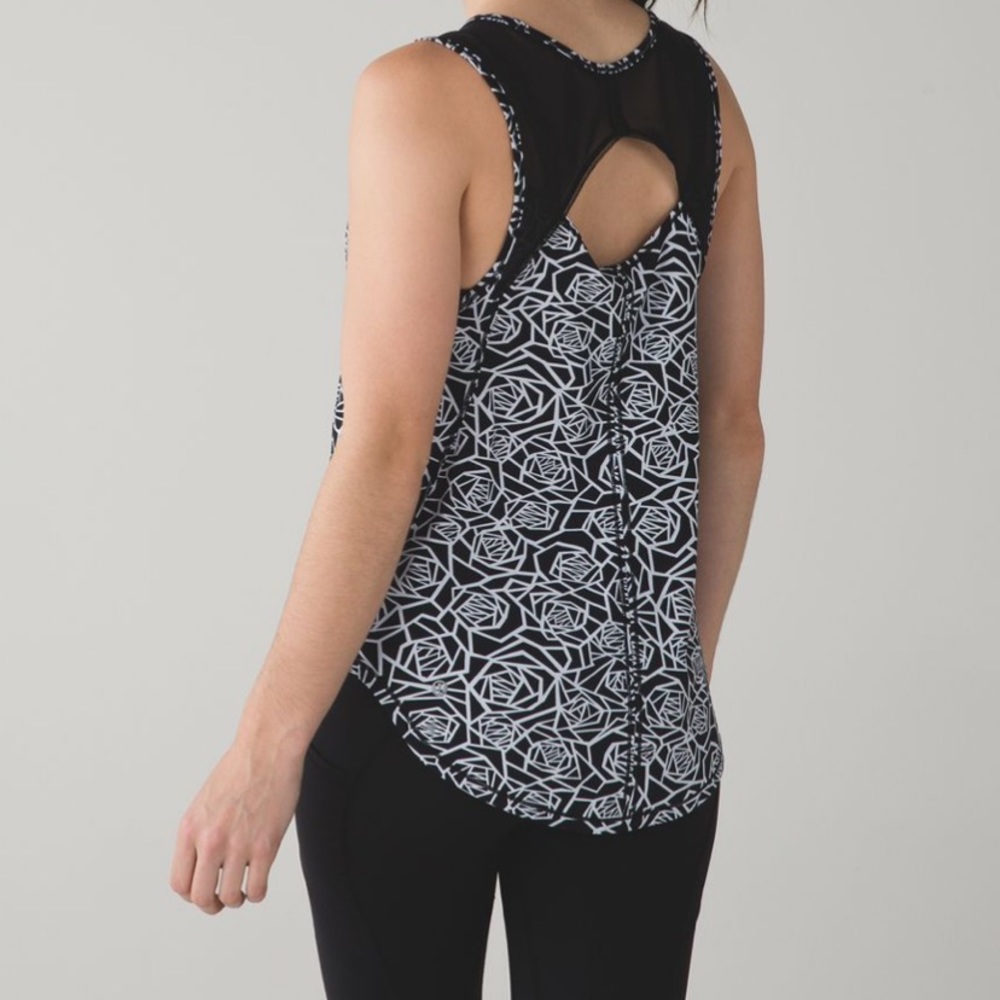 Lululemon sculpt tank